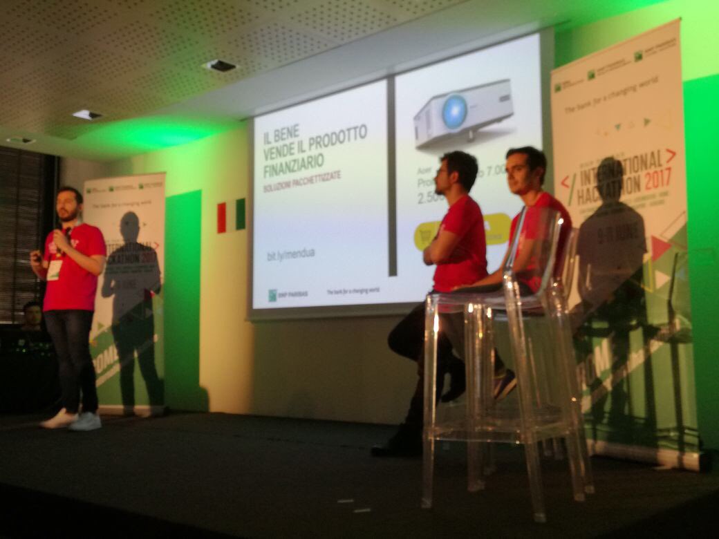 BNL_PR's tweet photo. Le prime 4 #startup a presentare i loro progetti dedicati a #internationalhackathon #Rome per @BNPPLeasing:
Bottone 2Hire Mendua Tiassisto24 https://t.co/VmlKIAP6Bc