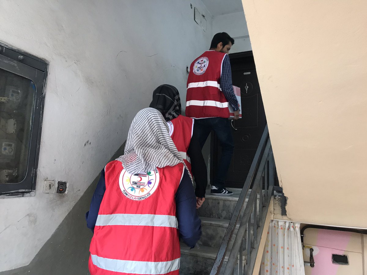 muhsin_arap's tweet photo. Gelin bu ramazanda da hep beraber #BuHilalinAltında buluşalım. https://t.co/r3MWGr3JaC
