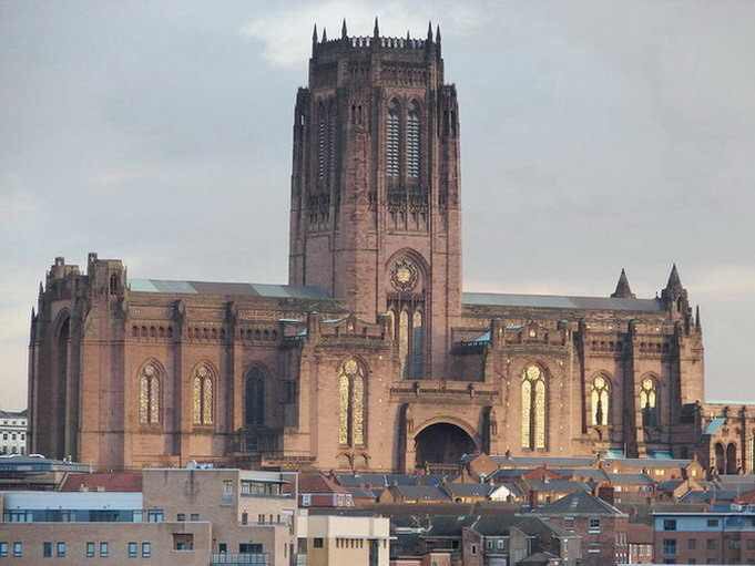 casssj_'s tweet photo. 8 weeks until myself, my grandad (who's nearly 70!) and some friends do an abseil down this building for @mndassoc @MNDA_Merseyside 😳💙 https://t.co/BL0SNgoO1v