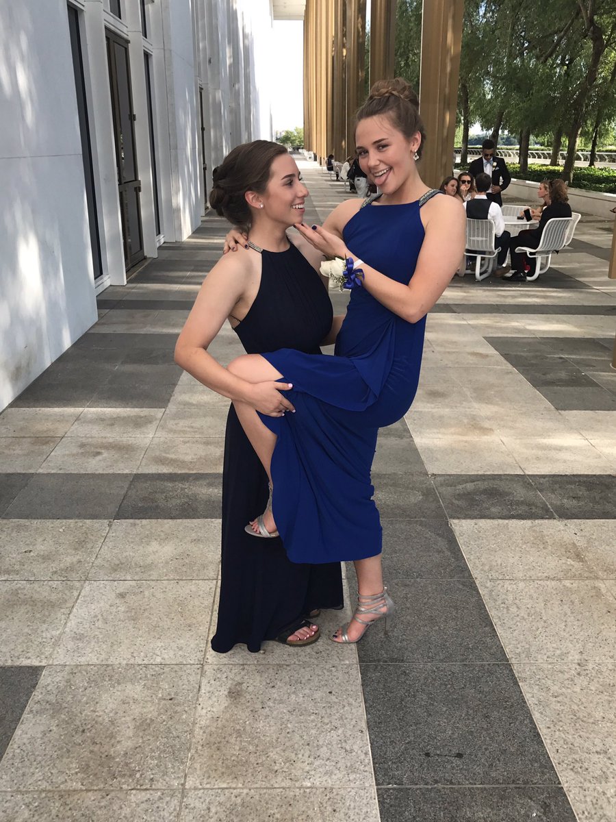 enarobertson_'s tweet photo. Me and my queen at prom https://t.co/fBjoY5t2ig