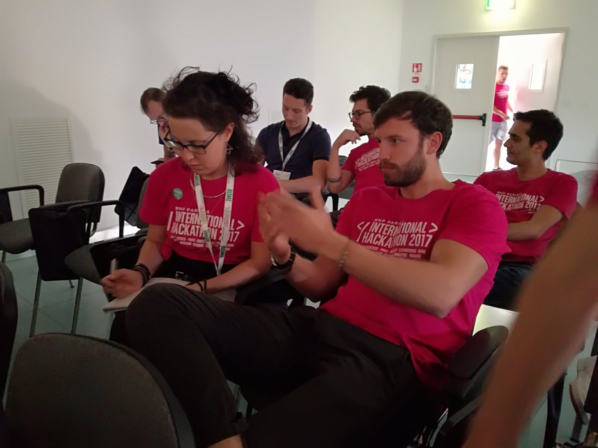 congiuluc's tweet photo. Latest notes before spich!!!  #internationalhackathon #Rome #Bottone #Team https://t.co/AmS2QOvybP