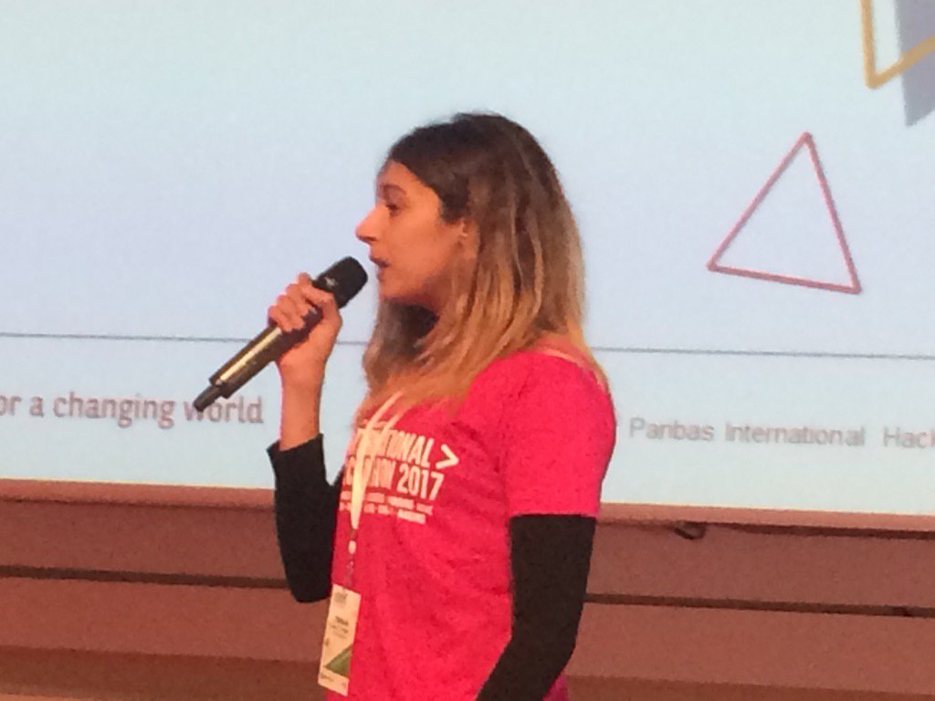 Majulo23's tweet photo. Many thanks to "do you dreamup" ... Nice job in #internationalhackathon  #Paris https://t.co/Qj4BH0a7q8