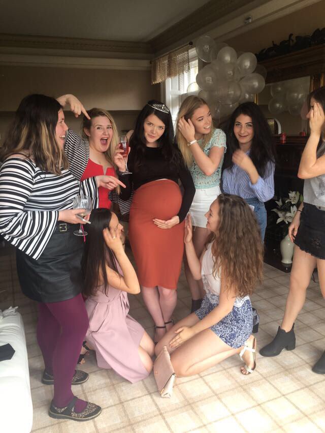 Abbiehamilton97's tweet photo. Had such a great day with charly and the girls #babyshower 🎉🎈❤️👶 https://t.co/3RfDt3GrDO