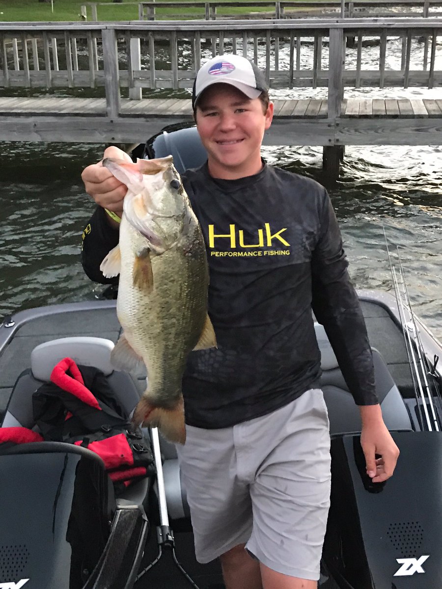 Blake__Parish's tweet photo. Awesome way the end the weekend!! https://t.co/tzWISH00qa