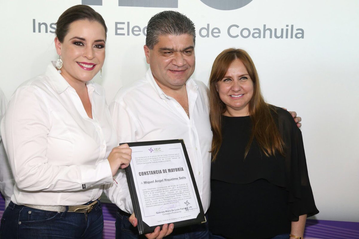 Veronica_mtz's tweet photo. ¡Es momento de trabajar juntos! ¡Muchas Gracias Coahuila! #RiquelmeGobernador @mrikelme https://t.co/rqeWEG5t1W