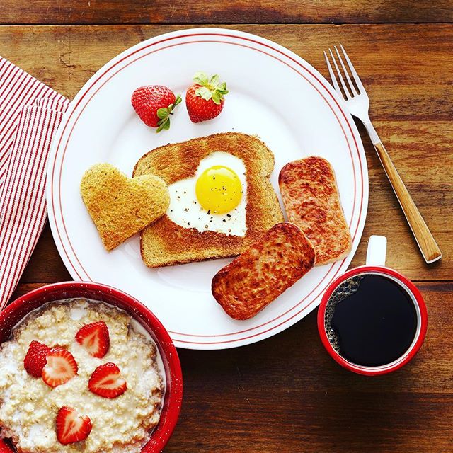 Radpixel's tweet image. We know that #breakfast is the #bestmeal. #artdirector  #coffee #atlanta #eggs #strawberry #toast #egg #lookssogood #heart #isthatspam