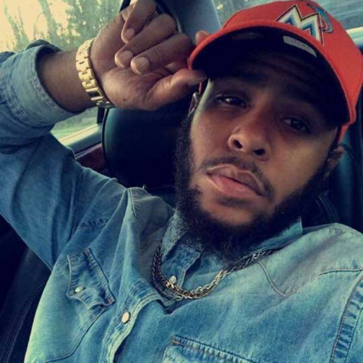 Royalqueen67's tweet photo. 🙌 YASSS It's time for a great show R꙰F꙰👑MrPerfect:#Chillin #BeamAFri
https://t.co/OMXTMkfBgK https://t.co/yd4hUIUVX1