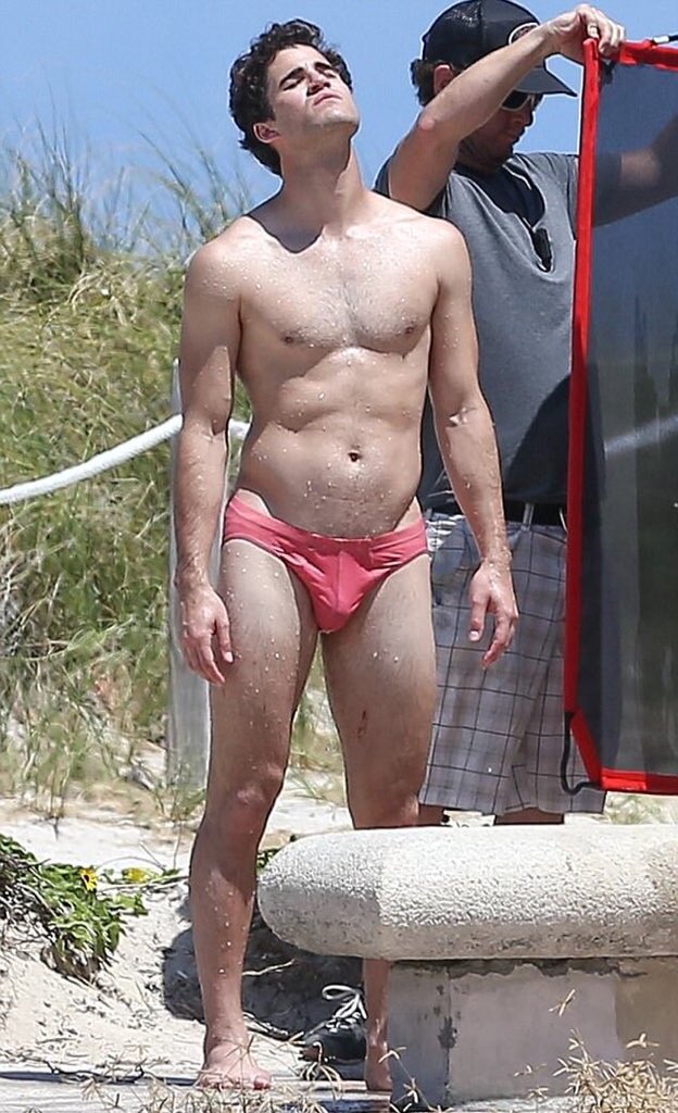 lpaynesex's tweet image. The things I would do to this man. UNF.