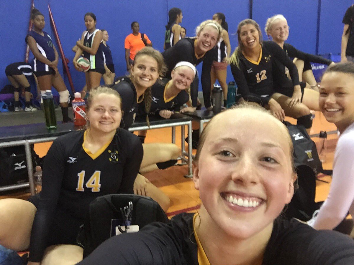 gustievb's tweet photo. Nicaragua will always have a special place in or hearts 💛🖤💙 https://t.co/W2IbZ91Bw2