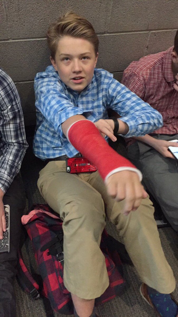 schmiddy151's tweet photo. Happy Birthday friend @elij93 https://t.co/GtvouUAMAn