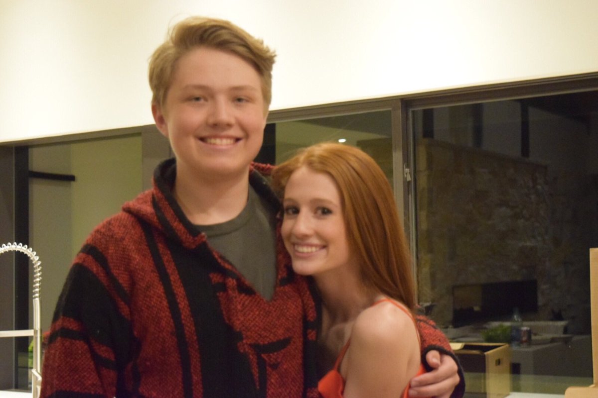 schmiddy151's tweet photo. Happy Birthday friend @elij93 https://t.co/GtvouUAMAn