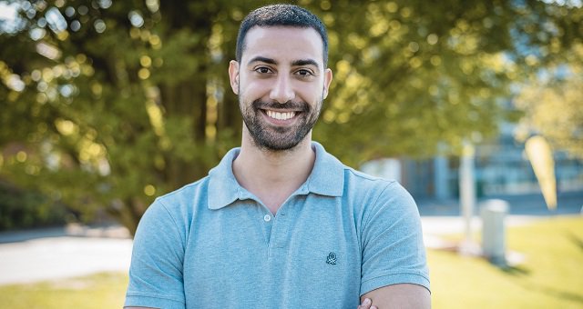 SurreyEng's tweet photo. From Olympic swimmer to Surrey PhD student - read about Ioannis Kalargaris's experience https://t.co/LVr4y8557Q https://t.co/rAEAkcs7sx