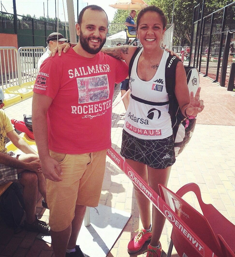 Con la grande entre las grandes, por fin foto con la tía más auténtica del mundo del padel... 
Enhorabuena! <a href="/AlbaGalan92/">Alba Galan 🤘🏻</a> 
#AlbaGalántica