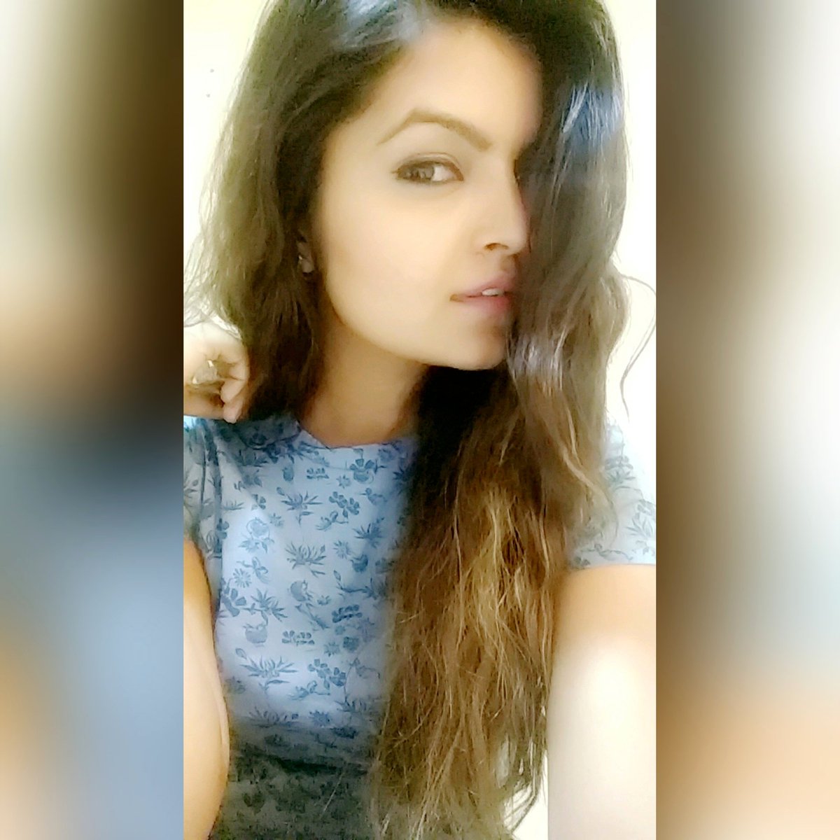 girlonthemic's tweet photo. But aunty, main Roti aur Smoke rings dono hi gol banati hun.. 😏
#roundroti #beingme #beingwoman #sassy #saynotostereotypes #sanzhea https://t.co/qugz4vPTaB