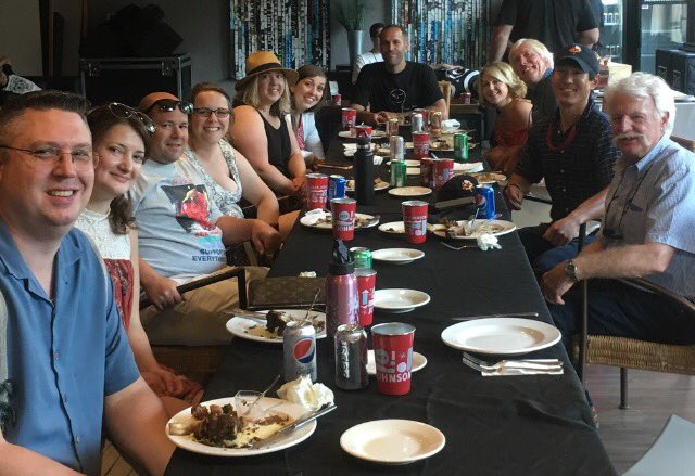 OTRwBW's tweet photo. When @jackjohnson is at the head of the table it's a great meal and it's sustainable!! #farmtostage #jackjmpp @VictorAlbisu @TacoBamba https://t.co/JeODpSqW1y