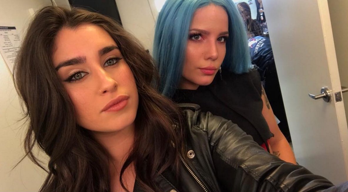 MTV's tweet photo. 🌹💙⚡️ @halsey x @laurenjauregui ⚡️💙🌹 https://t.co/D6NTuEgSXr