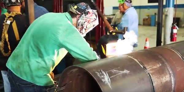 Welding School Houston: Read our latest blog post 'Welding Trade Schools' and learn more about our programs - arclabshouston.com/welding-progra…