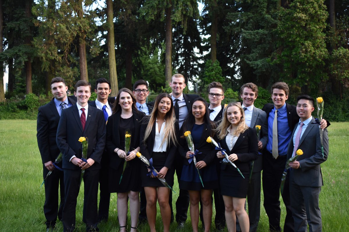UO Alpha Kappa Psi tweet media