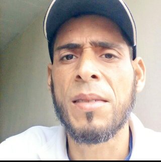 harrymarquez's tweet photo. .@NicolasMaduro mi pana #JonasAponte requiere #URGENTE operación #ProtesisDeCadera tiene #1año esperando en @IVSSAVANCESNE
#VamosVenezuela https://t.co/qqGkPzniOa