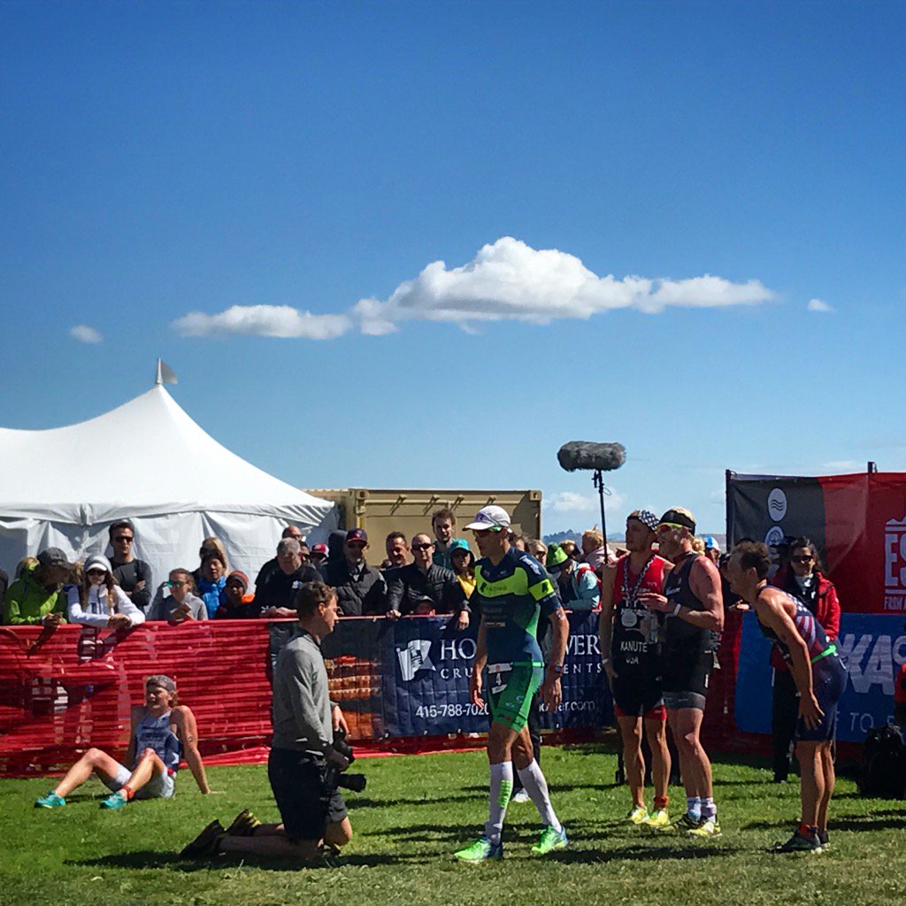 PhysicalTheraPT's tweet image. Congrats #triathletes in today&apos;s @EscapeAlcatraz Tri! Proud medical volunteer &amp;amp; loved #AndyPotts discussing #mindset.