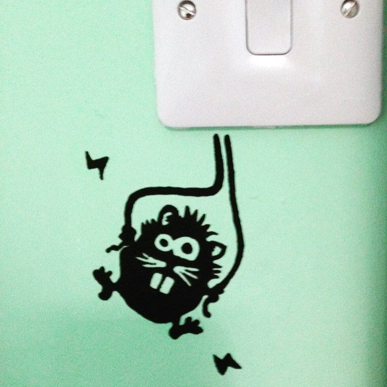 Electrocuted mouse handmadebyfleur.wordpress.com/2017/06/11/ele…