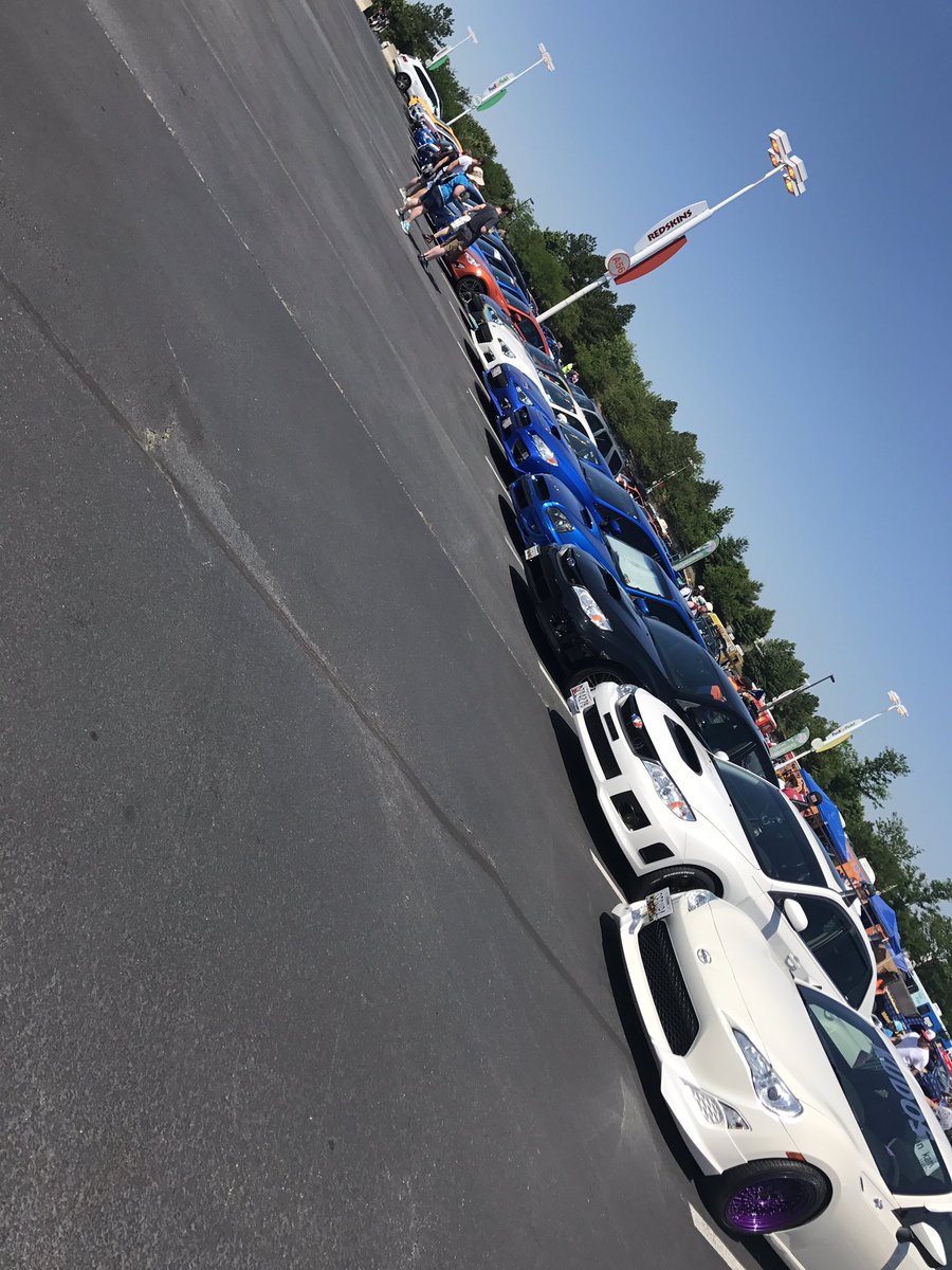 nglov's tweet photo. #boxerfest17 #beautifulday https://t.co/euNKNfBMjp