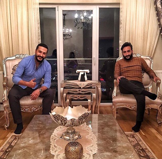 ErkamAydarFann2's tweet photo. Bugün günlerden @erkamaydar 'ın kıymetli abisi @Faruk_Aydar 'ın doğum günü🙏Allah ailesi ve sevdikleriyle hayırlı güzel ömür nasip etsin☺️🙏 https://t.co/QcYCx53WPC