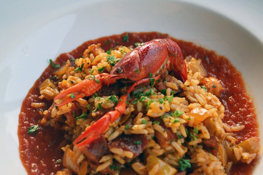 DineAcadiana's tweet photo. Crawfish #Jambalaya & #LiveJazz, that's how we do #SundaySupper! Info: https://t.co/TeptfVCfMH #ThrowACrawfishOnIt #EatOutsideTheBox https://t.co/x5BPSBH8in