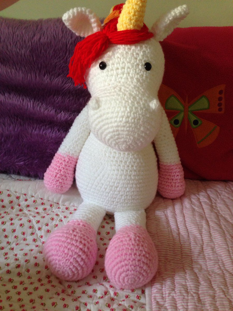 Magic unicorn  handmadebyfleur.wordpress.com/2017/06/11/mag…