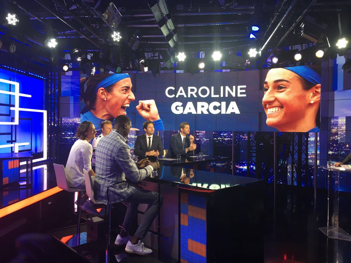 CAROLINE GARCIA - Página 25 DCEEZQYXkAAK3rz