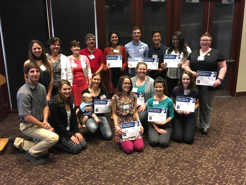 MNFamilyDocs's tweet photo. The 10 - $1000 scholarship winners with donor/past MAFP pres and @aafp Board Chair Arden Anderson's family #nextgenFM https://t.co/kkoyD0eNPl