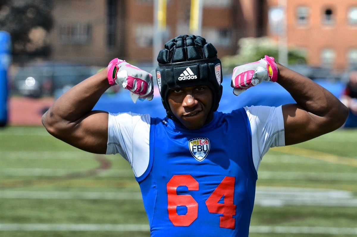 Tavoriatkins5's tweet photo. Humble beast💪🏾😈#supremeathlete #FBUCT https://t.co/eJOaV2mu6s
