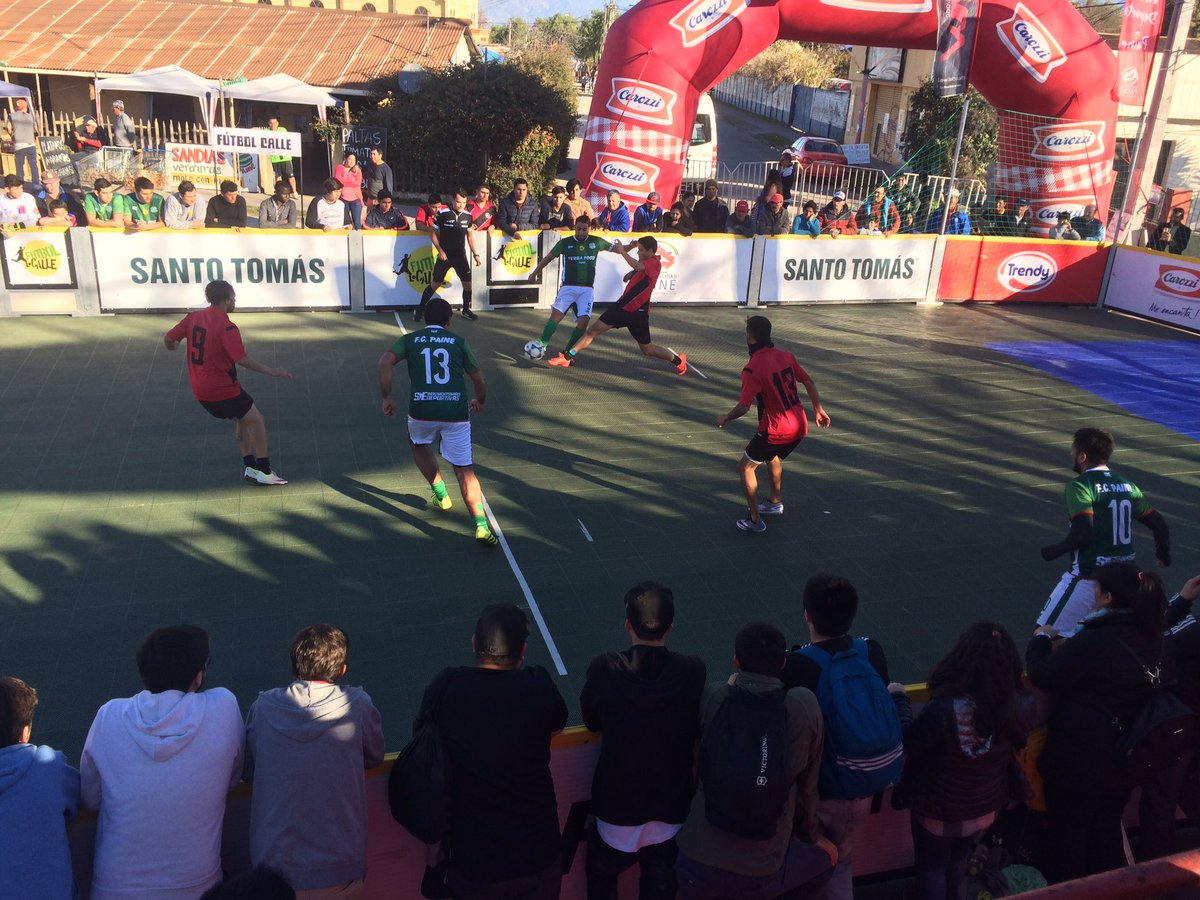 SpaTherapyChile's tweet photo. La final del futbol calle mejillones. Vs FC Paine #FCPaine #FTAPaine https://t.co/GjoiTmZboI