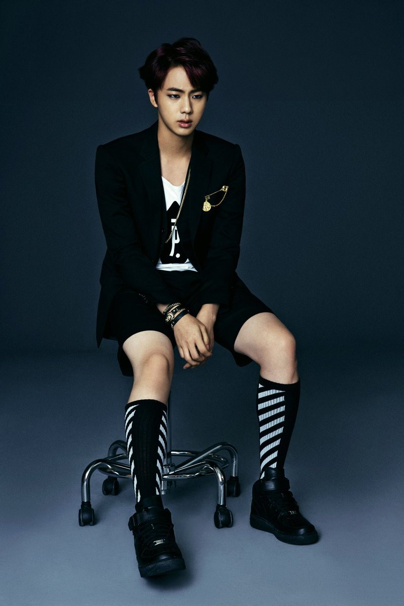 Seokjinpicss's tweet photo. https://t.co/F0UqHqKlq8