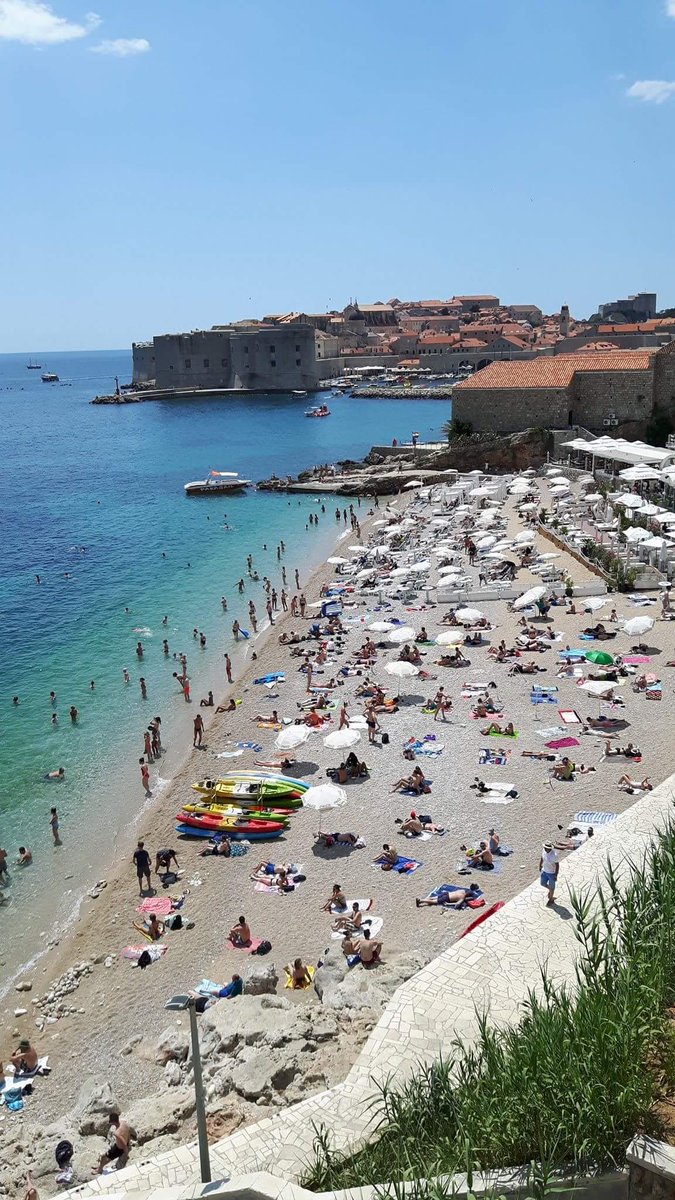 DubrovnikTB's tweet photo. Dubrovnik today...
#dubrovnik #beachtime #lovedubrovnik #croatiafulloflife https://t.co/aiUhZxaPZw