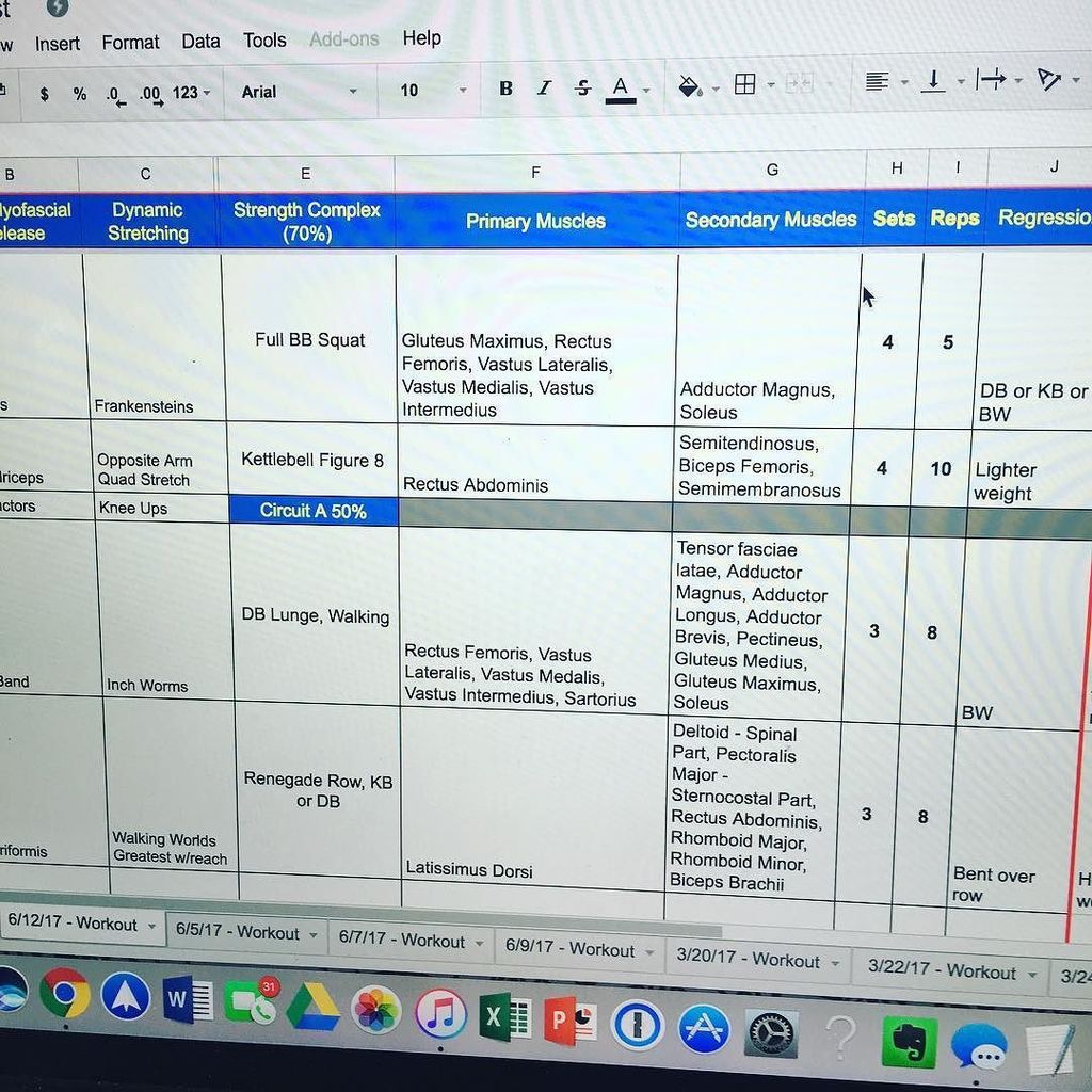raurelio75's tweet photo. Workout ready for tomorrow #fiveamworkout. Squats, lunges, rows, presses, and plenty of core. #getitdone #goals #w… https://t.co/tzNfyVziV9 https://t.co/J3v1MX9jws