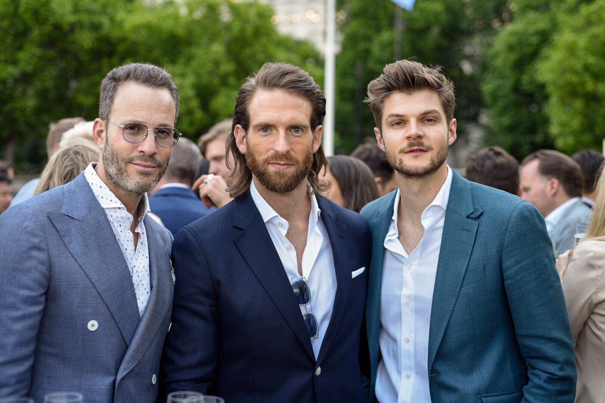 HackettLondon's tweet photo. #MyHackettHenley celebrations are well underway. #LFWM #londoncollectionsmen https://t.co/XRixonbh6p