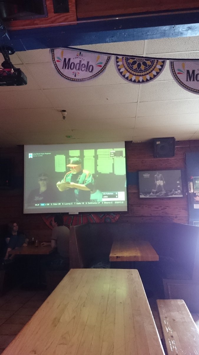 RDS94063's tweet photo. Titans up 2-0!!! #roadtoomaha https://t.co/gf1CGTWi92
