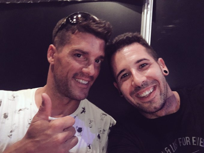 Con el grande @RamonxxxnomaR !! Ha sido un placer trabajar contigo en el @EROTICOMADRID para @actricesdelporn<a class="tags" href="/tag/ramonxxxnomar">@ramonxxxnomar</a>