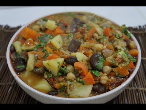 VegetarianNet's tweet photo. #vegetarian 5 Bean Vegan Chili Stew Recipe - Healthy Vegetarian n Easy - https://t.co/rEafjiw2MK #RT #Retweet https://t.co/8wWdvymLJi