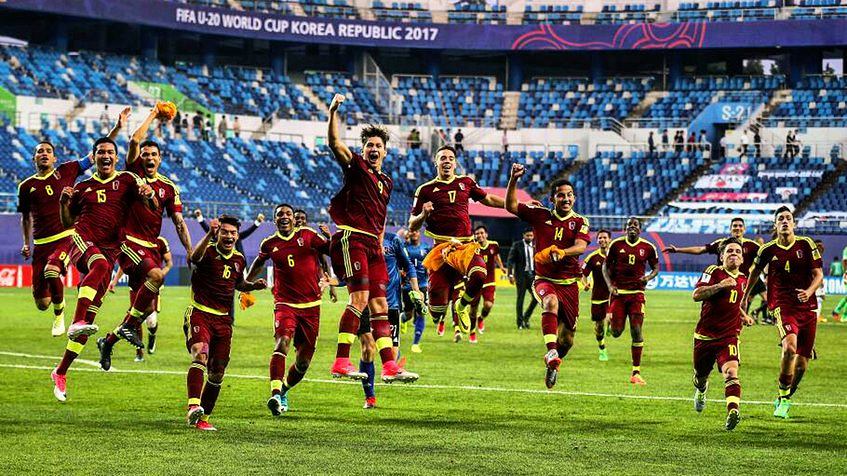 anthonydagv's tweet photo. Ésto es sólo el inicio, #GraciasVinotinto por darnos un abreboca del GRANDIOSO futuro de #Venezuela. ¡Ahora es que falta! @VinotintoSub20 https://t.co/wWbPsJrABQ