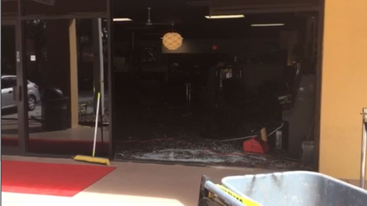 7 injured when vehicle crashes into Delray Beach arcade bit.ly/2rfSQ19 https://t.co/kQEb5pty6d