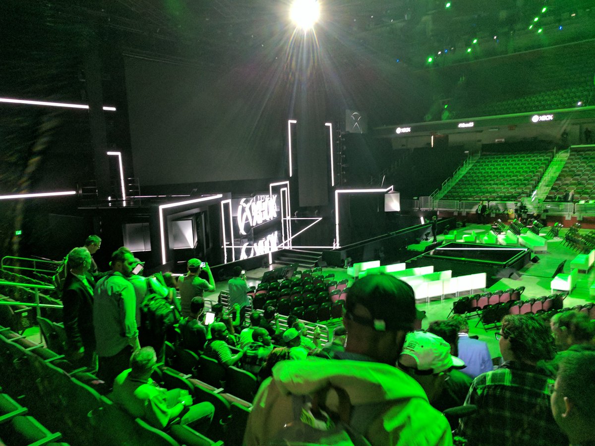 youtu.be/dZ4GpE3c97U Nur noch wenige Minuten bis zum Xbox Briefing. Stay tuned! #XboxE3 #ProjectScorpio