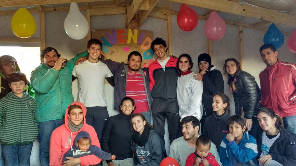 conectadosnfs's tweet photo. Misión cumplida! Dos casas, muchas manos juntas, profundos valores , gran equipo NFS! @daklar @TECHOarg https://t.co/9loMZ6fbQR