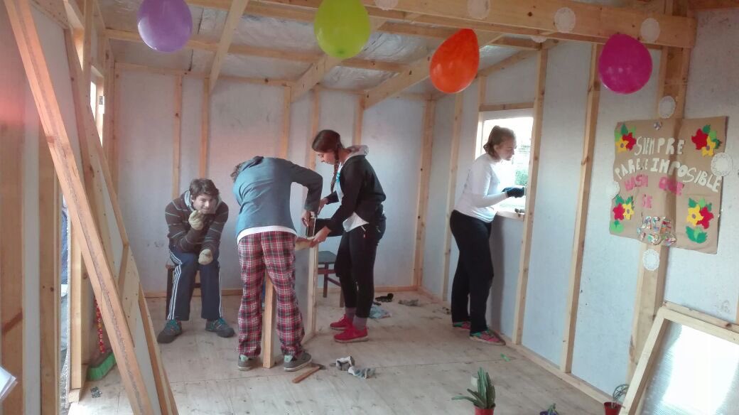 conectadosnfs's tweet photo. Misión cumplida! Dos casas, muchas manos juntas, profundos valores , gran equipo NFS! @daklar @TECHOarg https://t.co/9loMZ6fbQR