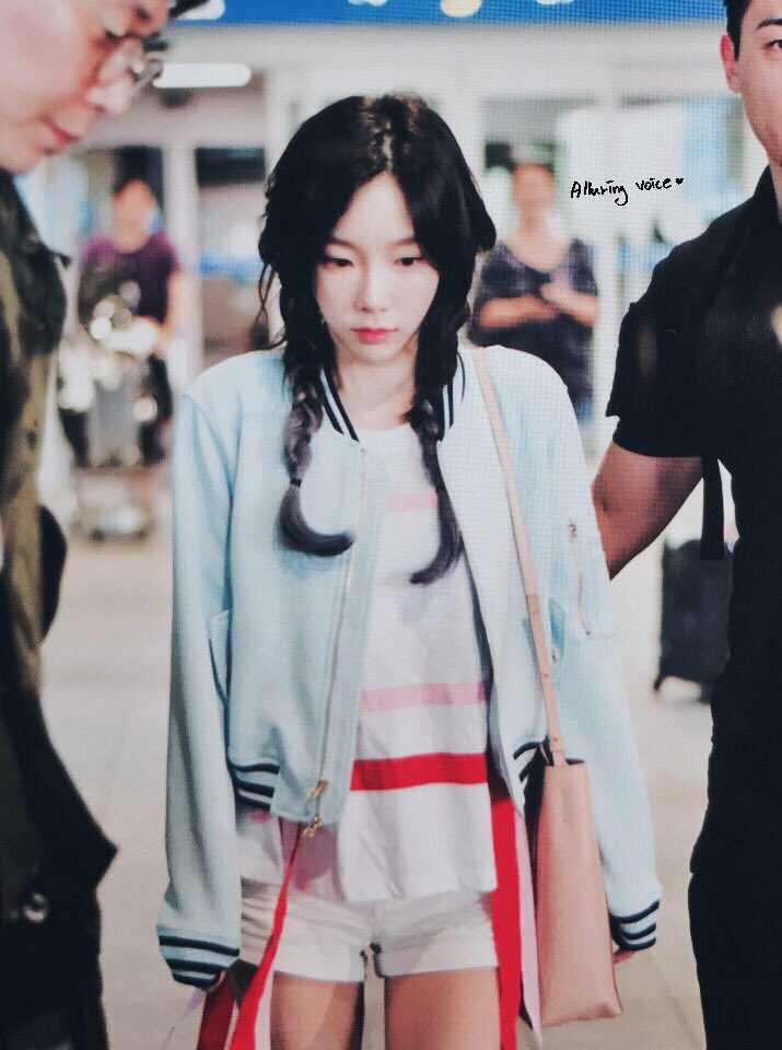 [PIC][12-06-2017]TaeYeon trở về Hàn Quốc vào sáng nay DCEbvqAUQAA5jEc