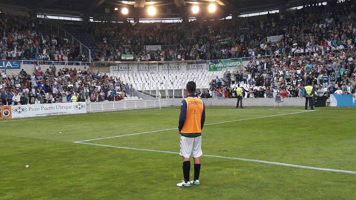 Angelpajuelo6's tweet photo. Orgulloso de vosotros!! Gracias por todo 💚💚 Lo sentimos #avantivillano https://t.co/NNCwQbsEdj