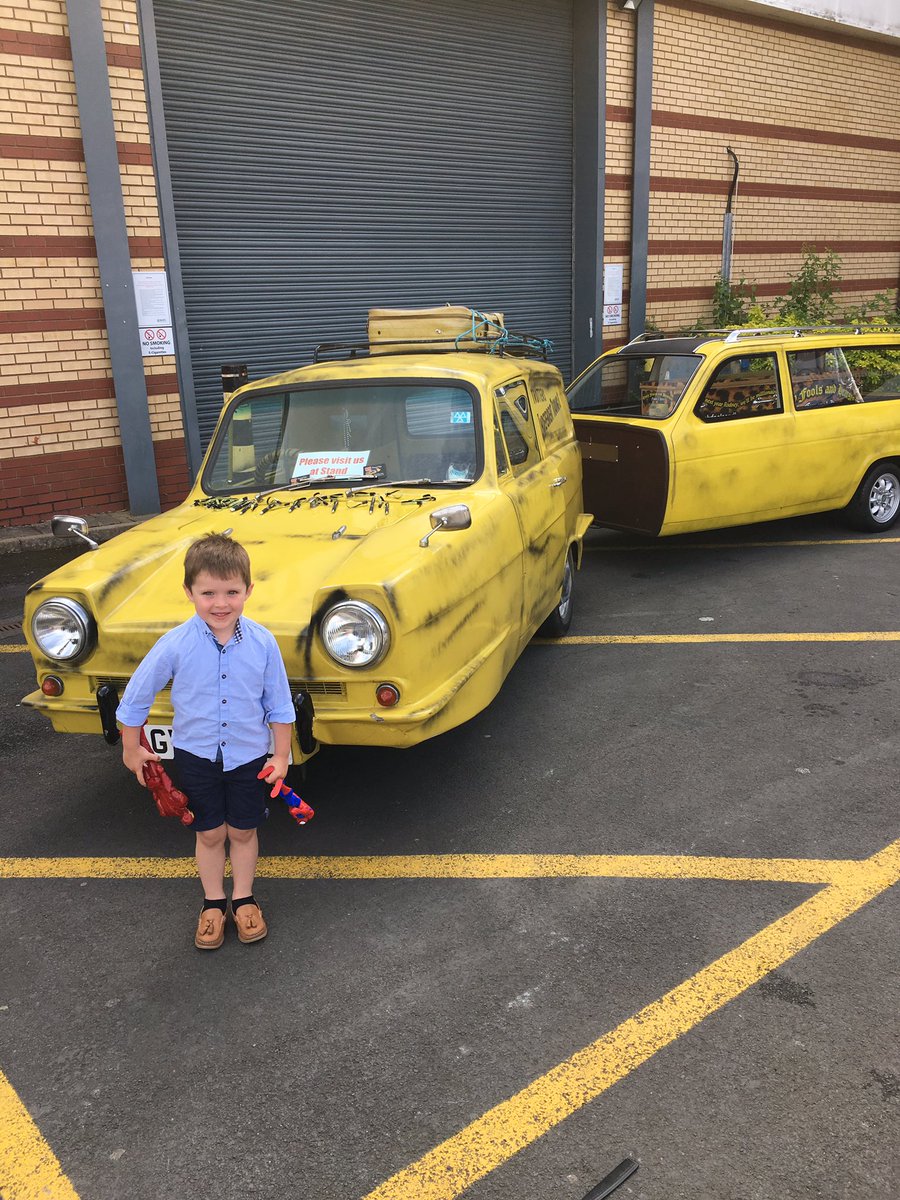PeterEvansFD's tweet photo. Visited the @Funeral_Exhibit Family Day today, even Del Boy showed up! Not quite sure what to make of the electric blue Tesla hearse though. https://t.co/UNJMPf1cFr