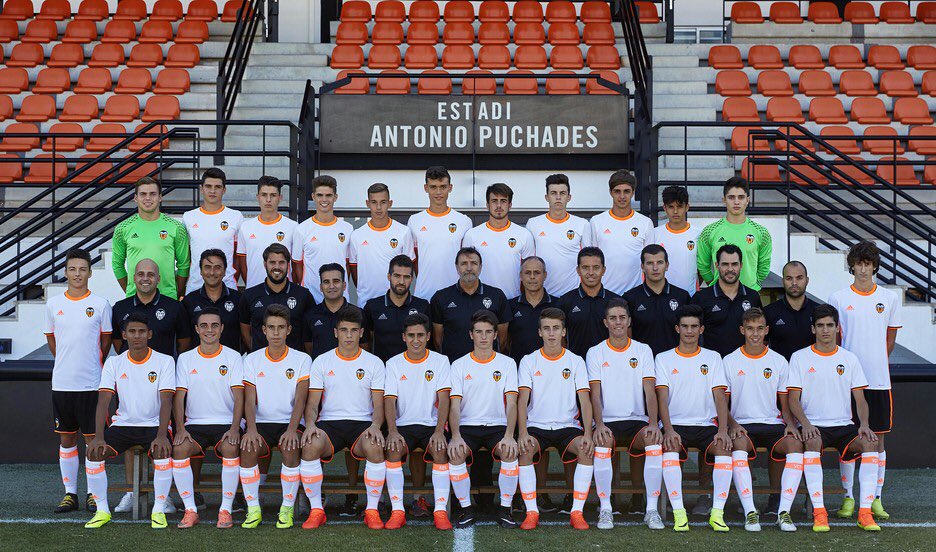 ¡¡El Juvenil B, CAMPEÓN del #SoccerTharsis tras imponerse en la final al Villafranca local!! 🏆🏆⚽️