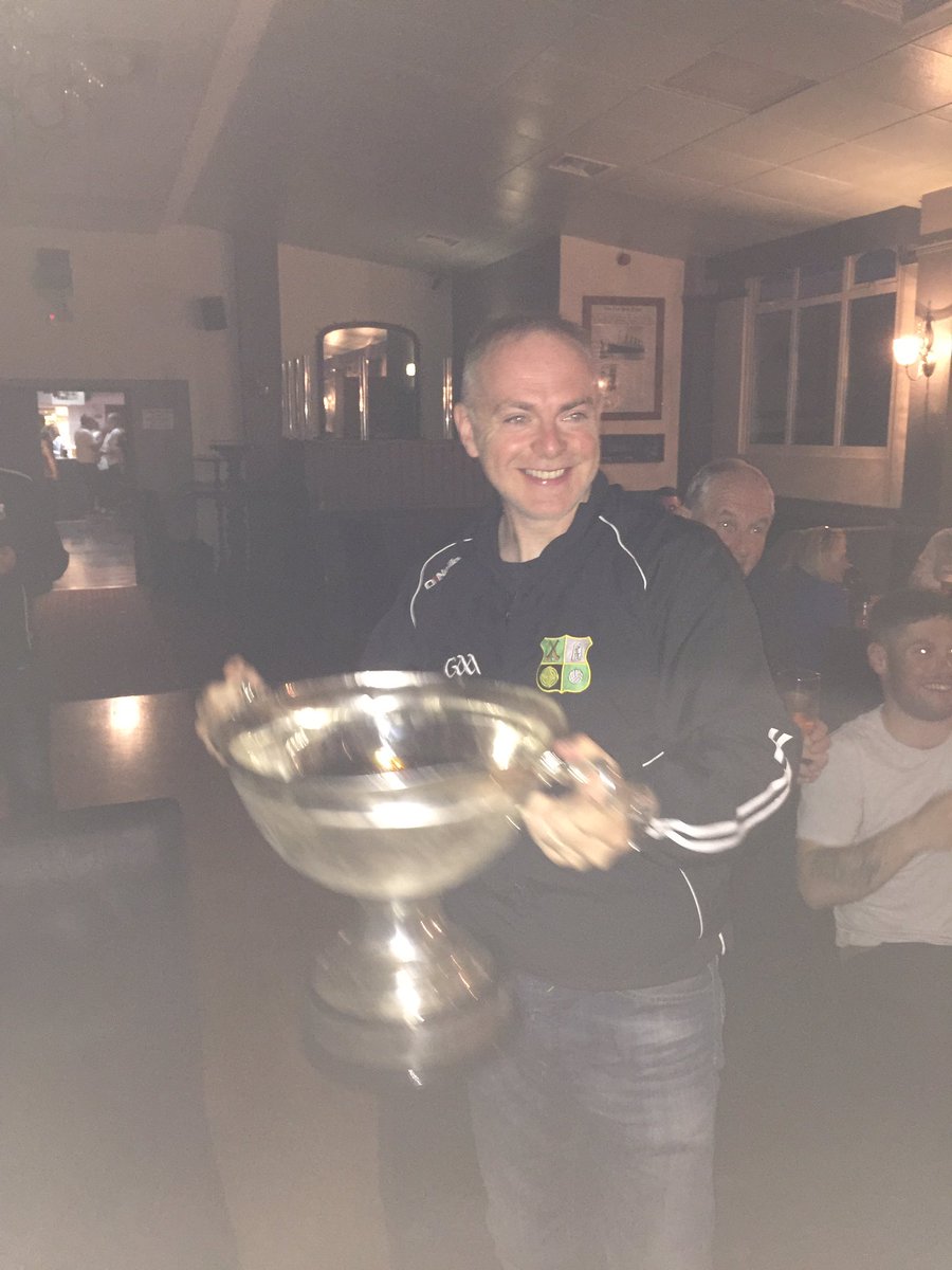 ColmOthetop's tweet photo. Happy man @warwickshireclg https://t.co/Jri2ChkLgl